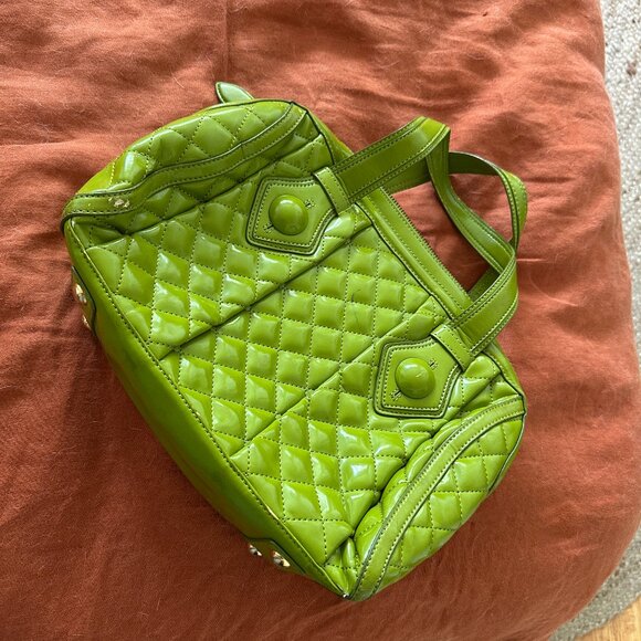 Bright Green Quilted Hand Bag - Picture 1 of 4